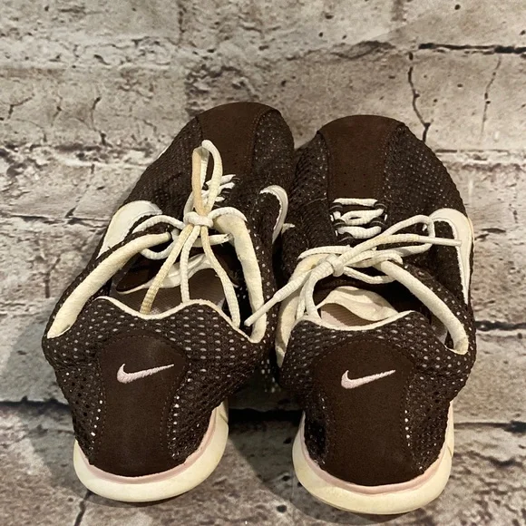 Nike Women's Water Shoes - Picture 3 of 7